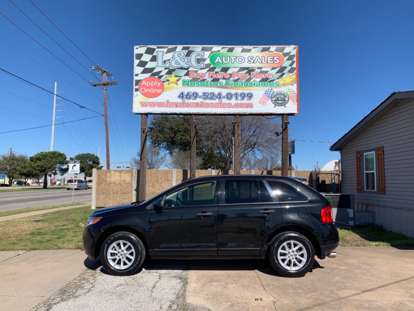 2013 Black /Tan Ford Edge (2FMDK3GC5DB) with an V6 - 3.5L 3496cc 213ci GAS MFI vin C - 4 valve DOHC engine, AUTOMATIC transmission, located at 1830 North Belt Line Road, Irving, TX, 75061, (469) 524-0199, 32.834373, -96.993584 - Photo#0